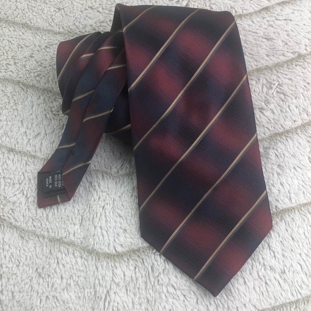 Bergamo New York X-Long Silk Tie